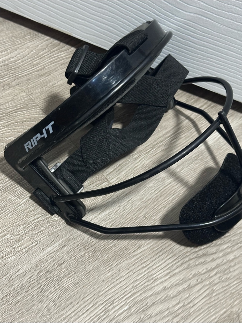 Rip-It Softball fielding mask